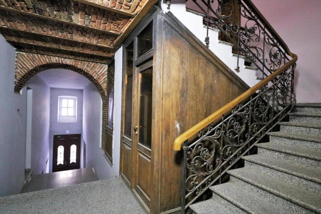 Town Center Rustaveli Aparthotel Tbilisi Exterior foto